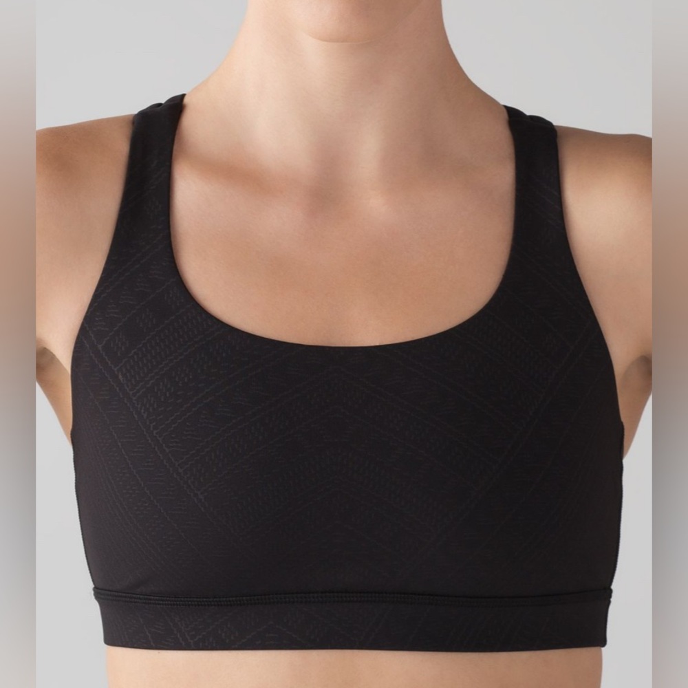 🩵 Lululemon Energy Bra Adorned Emboss Energy Bra 🩵